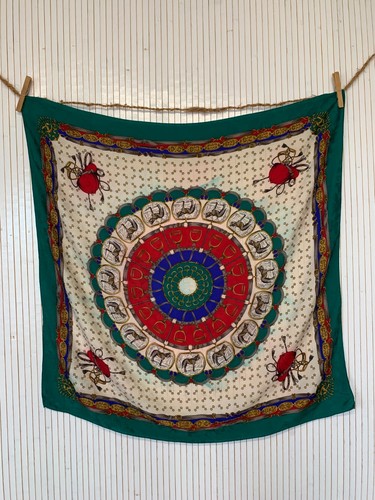 Foulard carré soie - de,