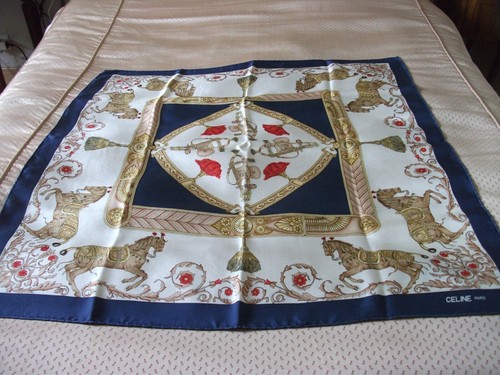 Beau foulard soie - beau, vintage